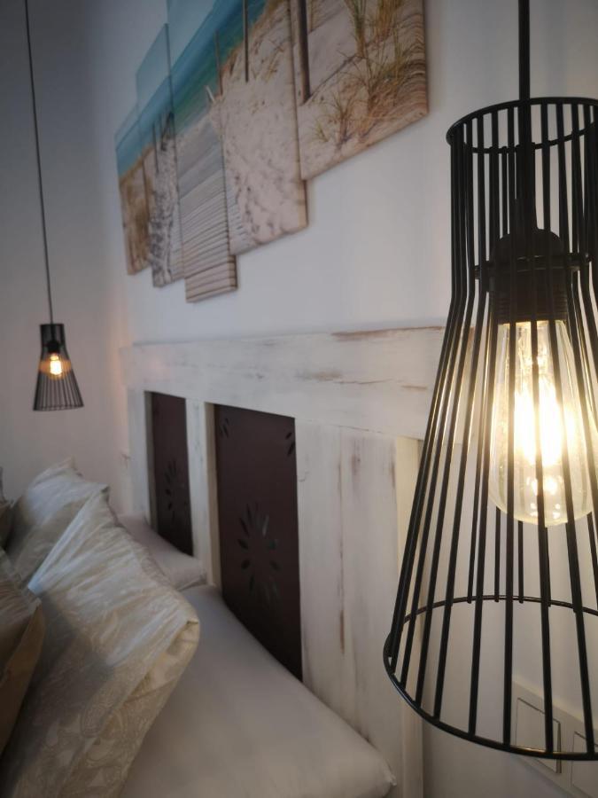 Apartamento Suite Arco De La Villa,Solo Familia Y Parejas,Parking Gratuito Conil De La Frontera Exterior foto